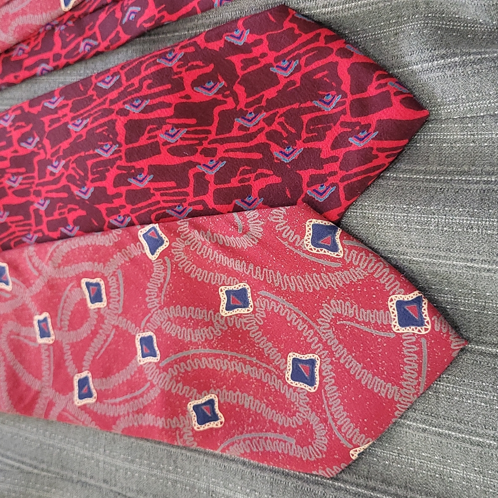 Austin Grey Red Silk Ties Italy